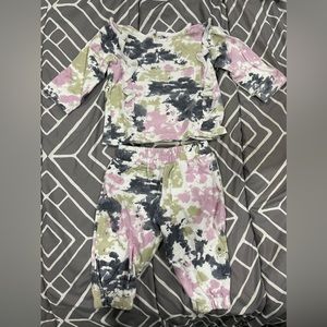 Baby girl outfit